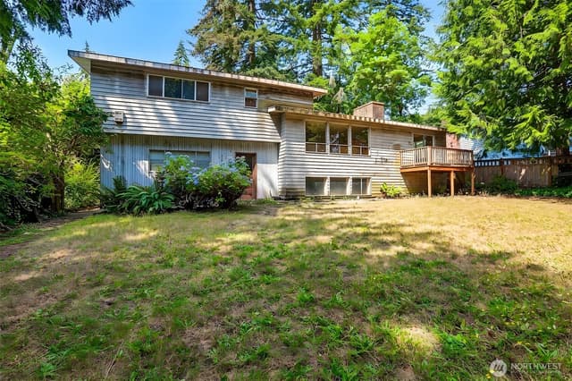 Property photo for 5210 NE 190th Street, Lake Forest Park photo 3