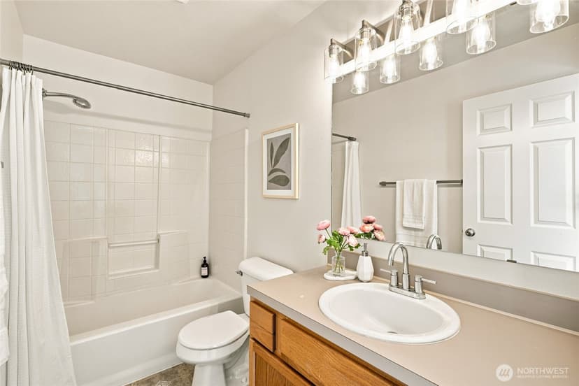 Property photo for 901 E Marine View Drive #104, Everett photo 25