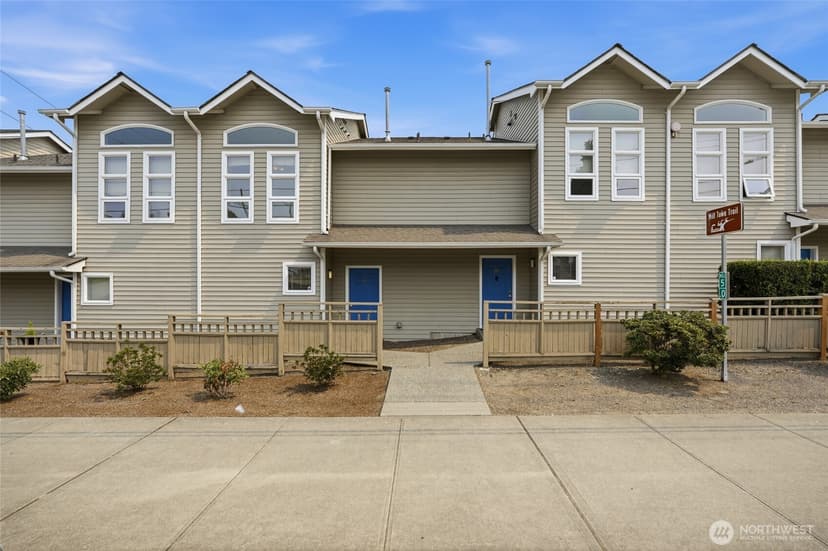 Property photo for 901 E Marine View Drive #104, Everett photo 32