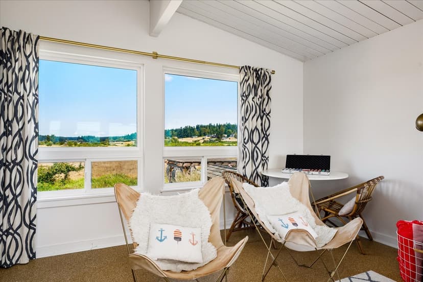 Property photo for 2577 Sunlight Beach Road, Clinton photo 8