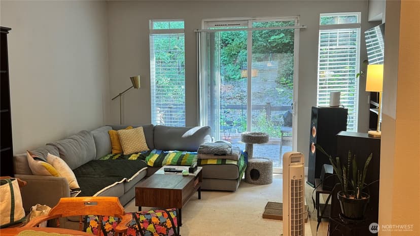 Property photo for 3500 E Lake Sammamish Parkway SE #7-102, Sammamish photo 17