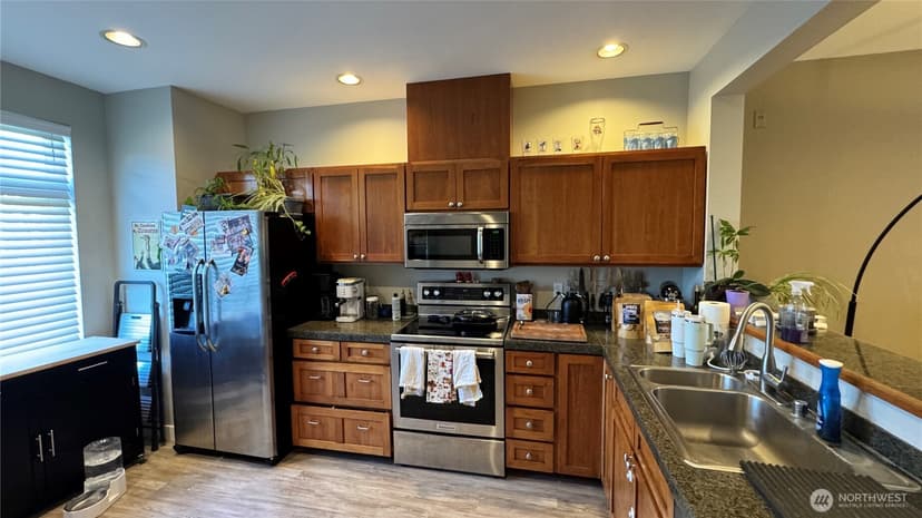 Property photo for 3500 E Lake Sammamish Parkway SE #7-102, Sammamish photo 13
