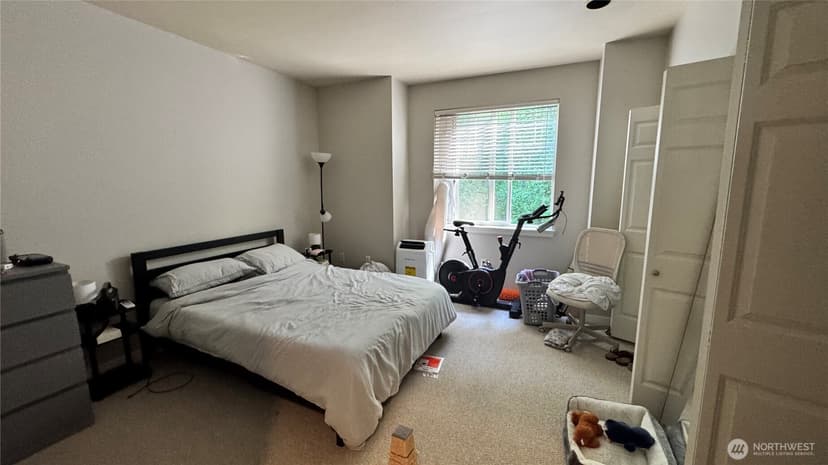 Property photo for 3500 E Lake Sammamish Parkway SE #7-102, Sammamish photo 7
