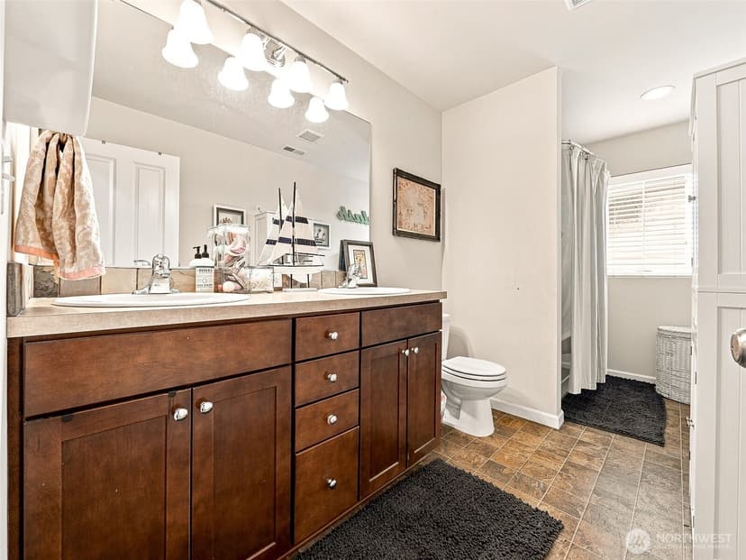 Property photo for 10706 174th Avenue E, Bonney Lake photo 17