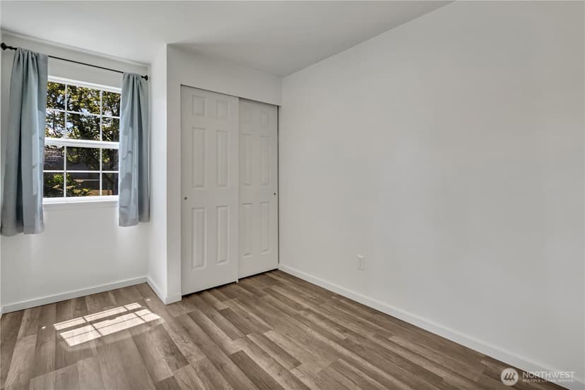 Property photo for 5817 E M Street, Tacoma photo 14