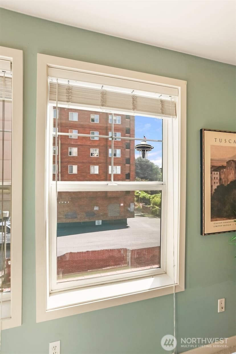 Property photo for 530 4th Avenue W #206, Seattle photo 11