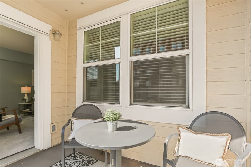 Property photo for 530 4th Avenue W #206, Seattle photo 23