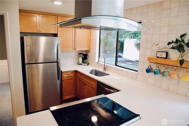 Property photo for 7707 35th Street NW, Gig Harbor photo 3