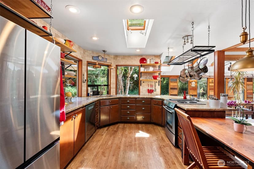 Property photo for 9020 69th Avenue NW, Gig Harbor photo 11
