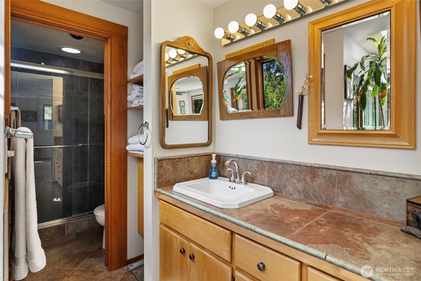 Property photo for 9020 69th Avenue NW, Gig Harbor photo 25