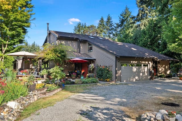 Property photo for 9020 69th Avenue NW, Gig Harbor photo 2