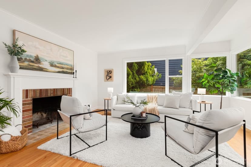 Property photo for 13026 6th Avenue NW, Seattle photo 4