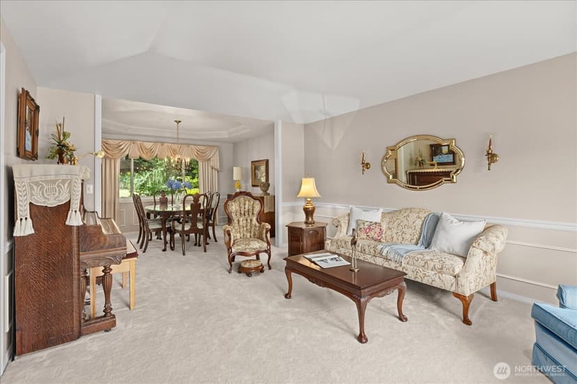 Property photo for 17906 Larch Way, Lynnwood photo 6