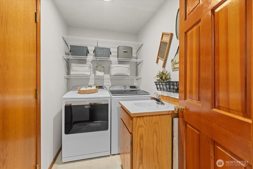 Property photo for 17906 Larch Way, Lynnwood photo 17