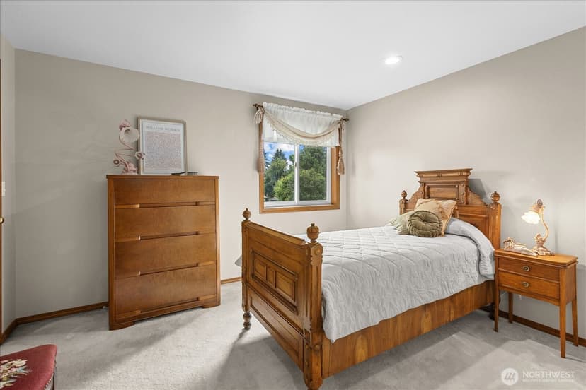 Property photo for 17906 Larch Way, Lynnwood photo 24