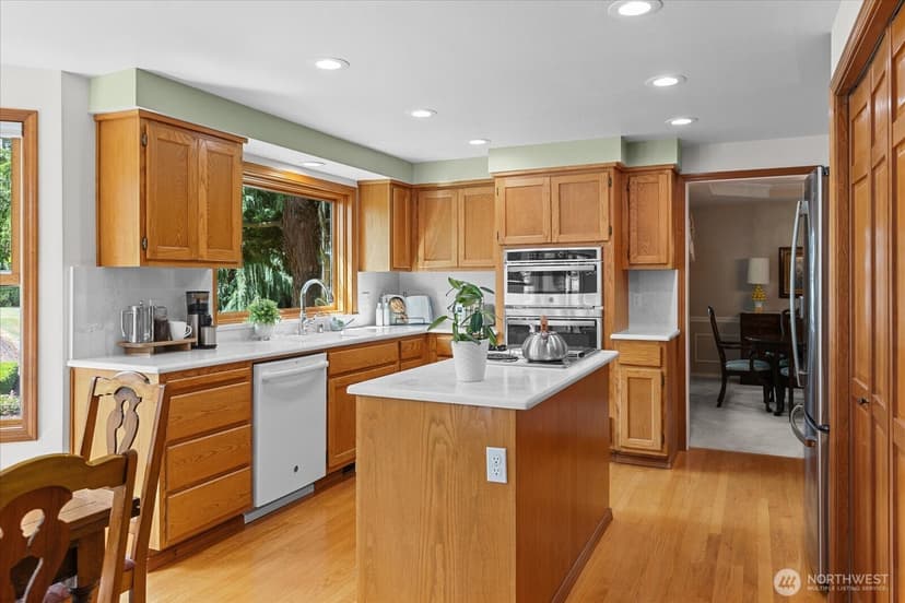 Property photo for 17906 Larch Way, Lynnwood photo 10