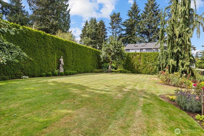 Property photo for 17906 Larch Way, Lynnwood photo 32