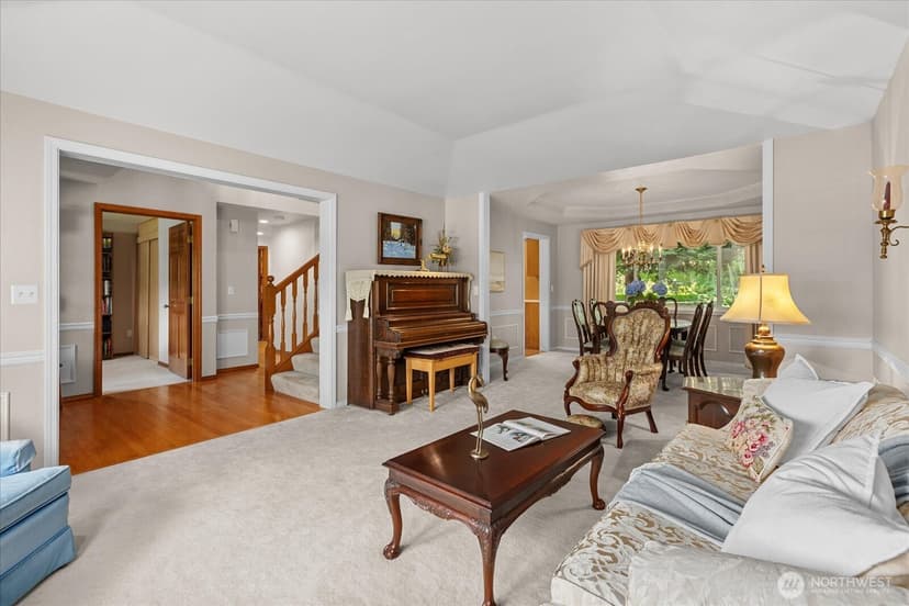Property photo for 17906 Larch Way, Lynnwood photo 7