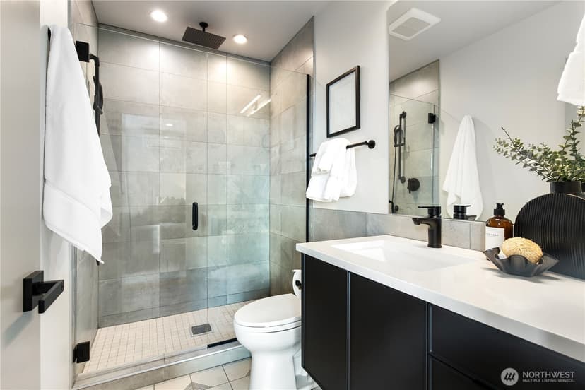 Property photo for 4322 Wallingford Avenue N #A, Seattle photo 21