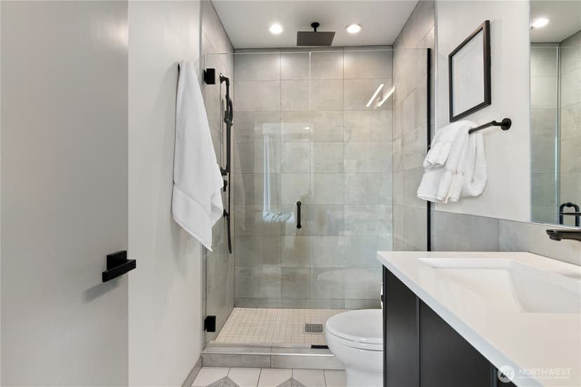 Property photo for 4322 Wallingford Avenue N #A, Seattle photo 22