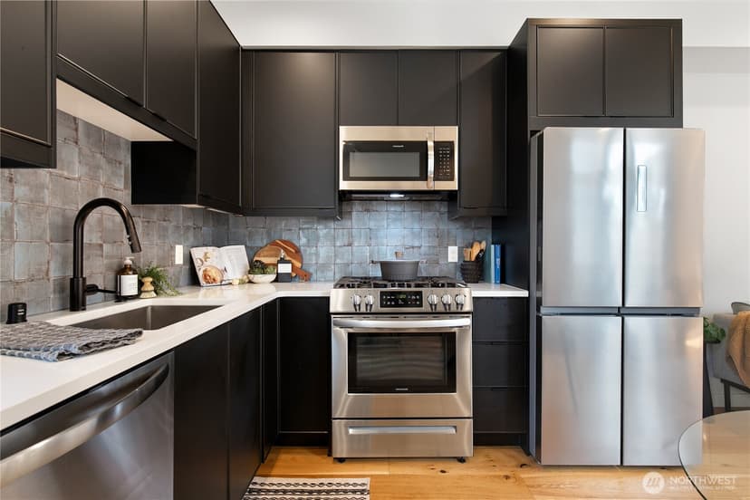 Property photo for 4322 Wallingford Avenue N #A, Seattle photo 5