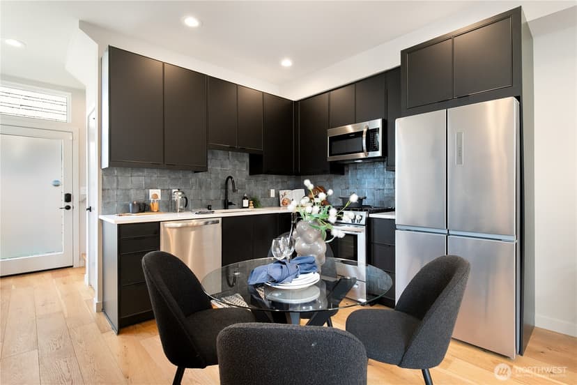 Property photo for 4322 Wallingford Avenue N #A, Seattle photo 6