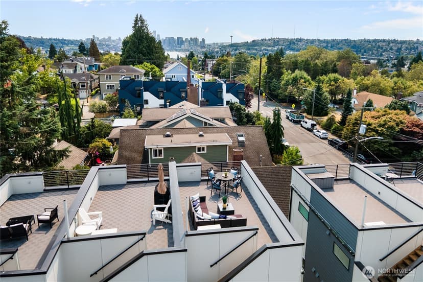 Property photo for 4322 Wallingford Avenue N #A, Seattle photo 26
