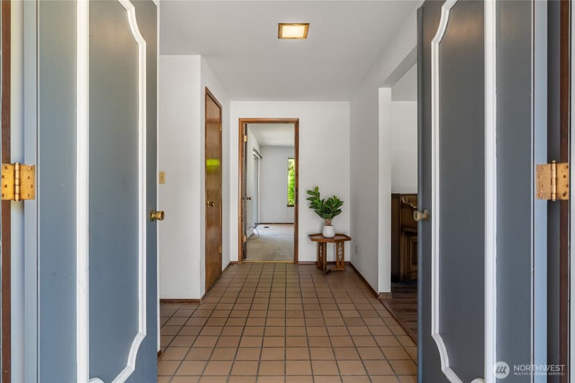 Property photo for 4826 Glenhaven Drive, Everett photo 3