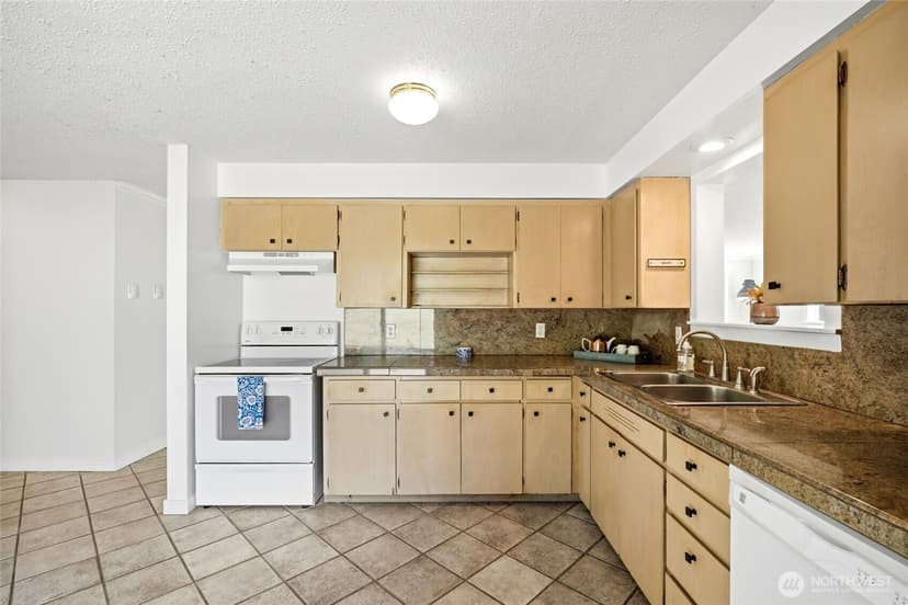 Property photo for 17921 Trombley Road, Snohomish photo 12