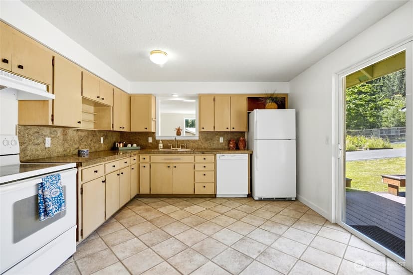 Property photo for 17921 Trombley Road, Snohomish photo 13