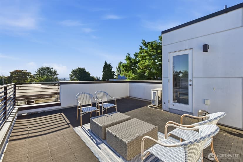 Property photo for 1530 13th Avenue S #D, Seattle photo 34