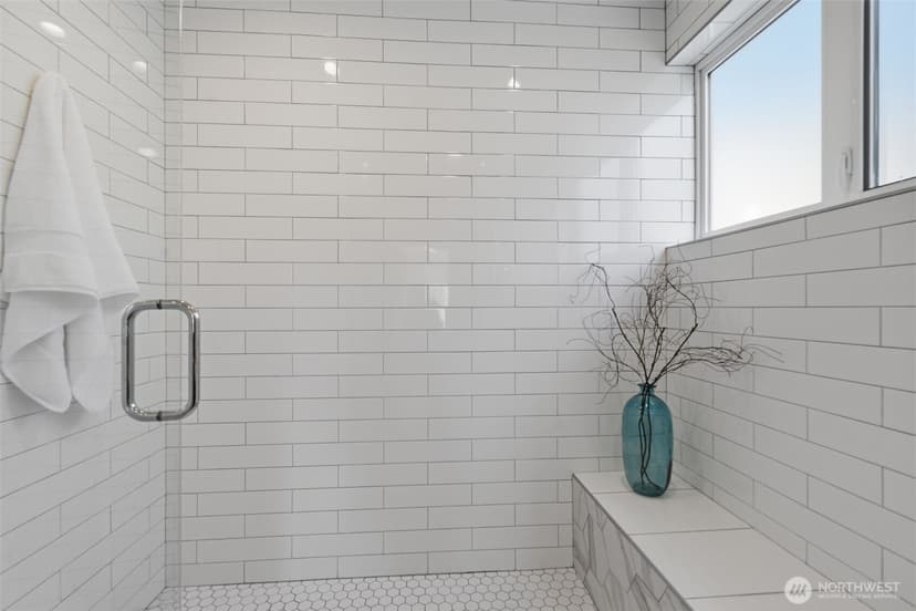 Property photo for 1530 13th Avenue S #D, Seattle photo 26