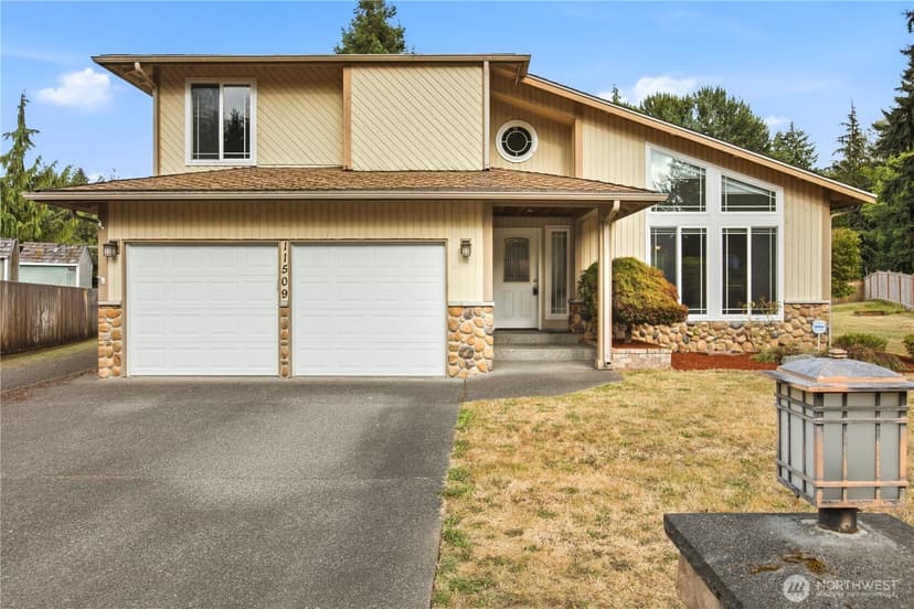 Property photo for 11509 87th Avenue Ct E, Puyallup photo 2