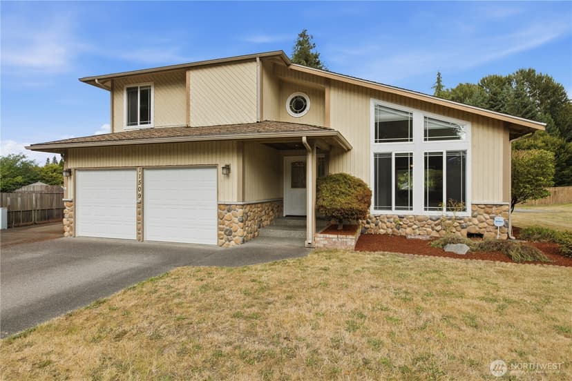 Property photo for 11509 87th Avenue Ct E, Puyallup photo 3