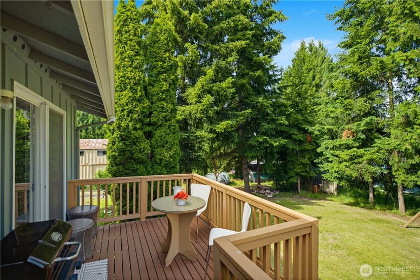Property photo for 415 118th Avenue E, Edgewood photo 26