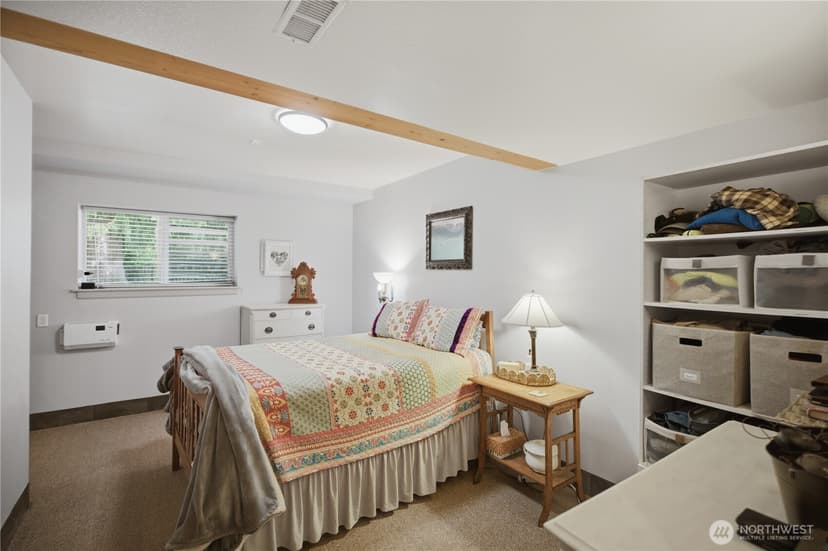 Property photo for 415 118th Avenue E, Edgewood photo 31