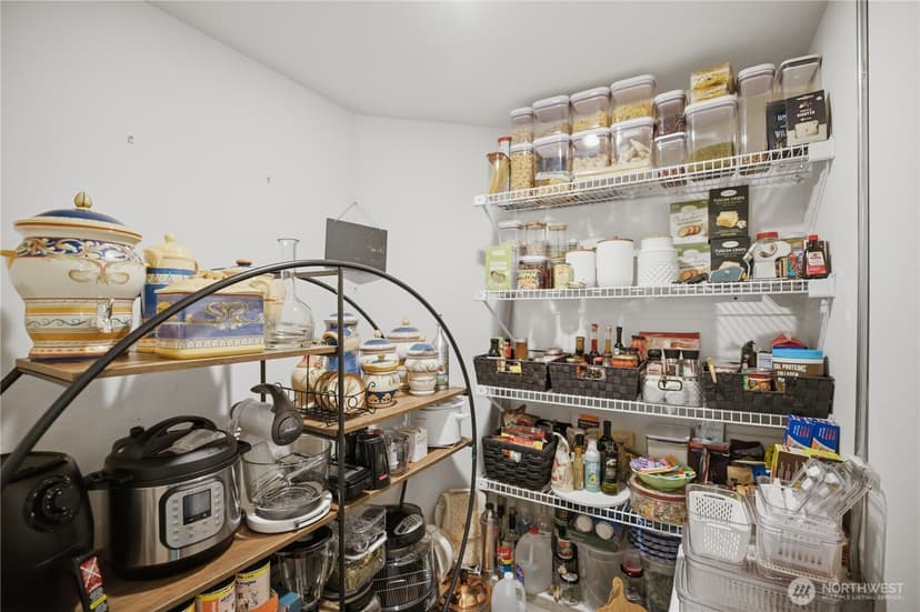 Property photo for 415 118th Avenue E, Edgewood photo 19