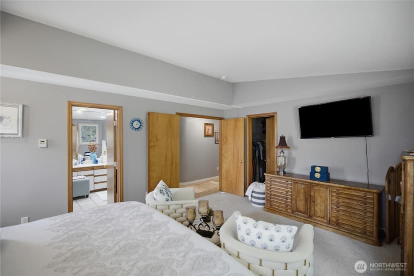 Property photo for 415 118th Avenue E, Edgewood photo 13