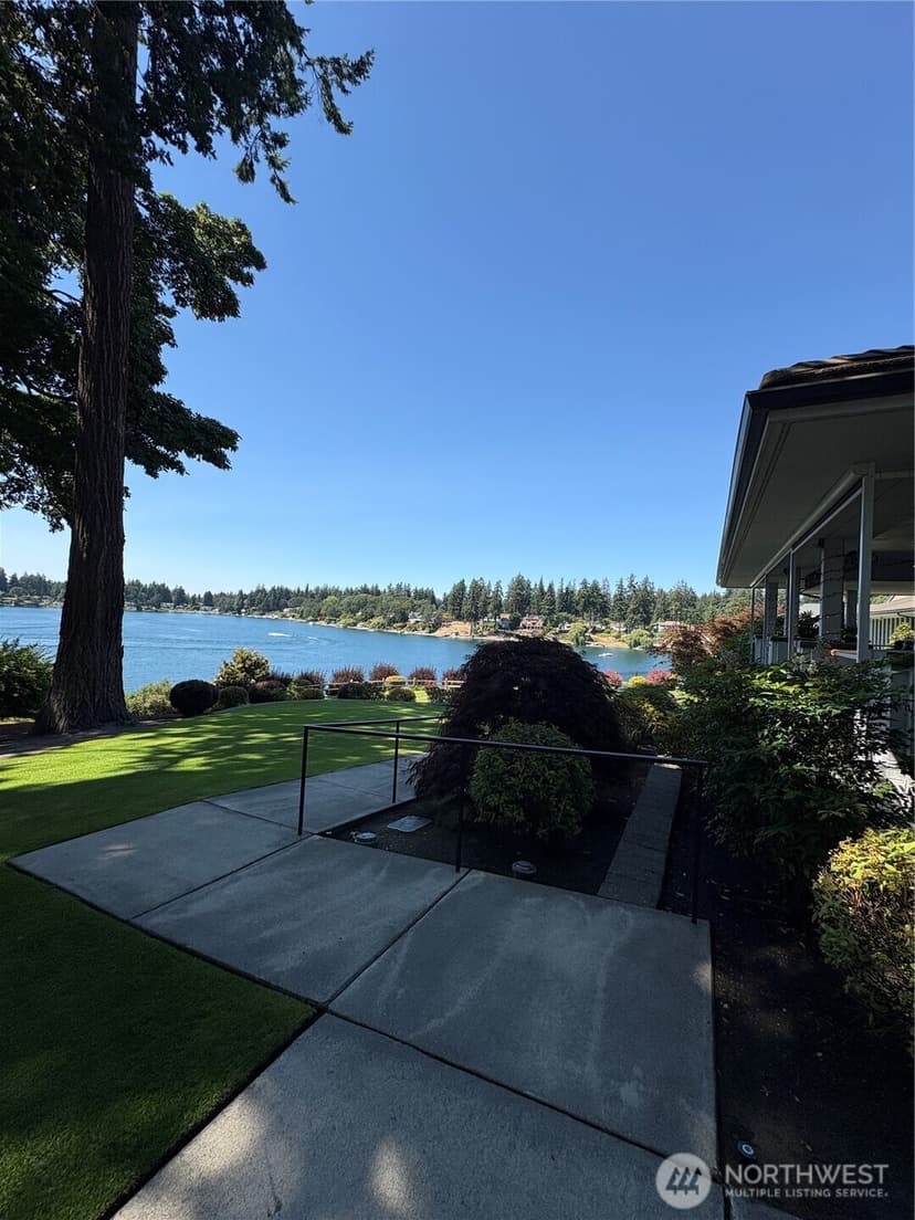 Property photo for 10 Forest Glen Lane SW, Lakewood photo 24