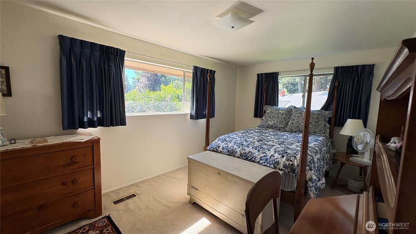 Property photo for 10 Forest Glen Lane SW, Lakewood photo 14