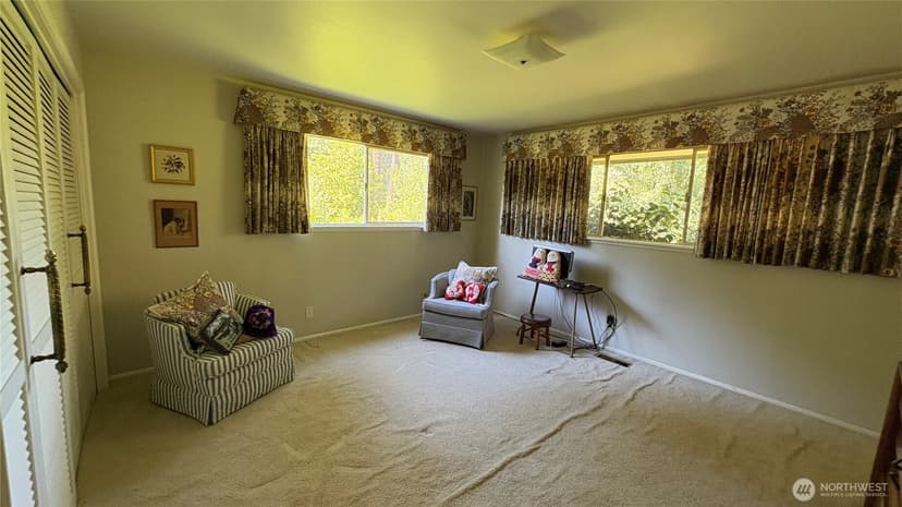 Property photo for 10 Forest Glen Lane SW, Lakewood photo 17