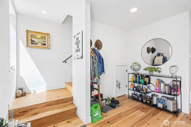 Property photo for 1770 C 14th Avenue S, Seattle photo 4