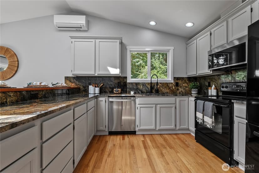 Property photo for 30409 NE 183rd Street, Duvall photo 10