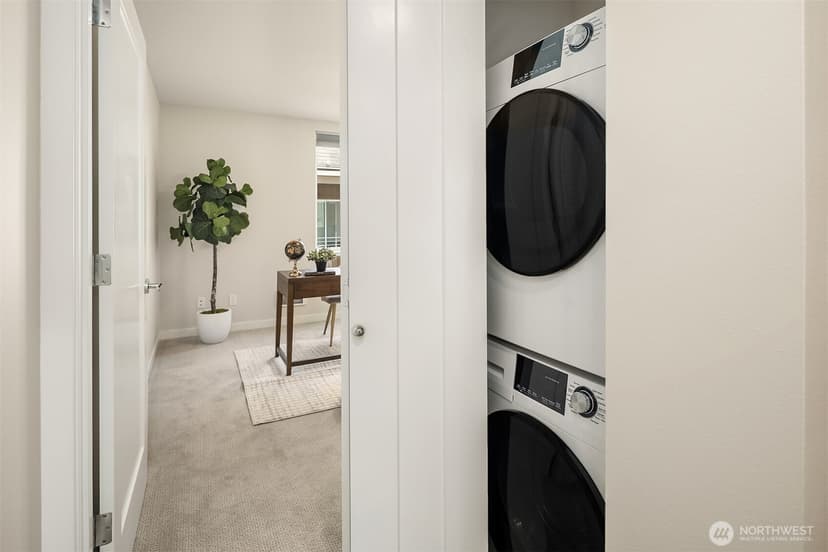 Property photo for 818 NW 53rd Street #B, Seattle photo 14
