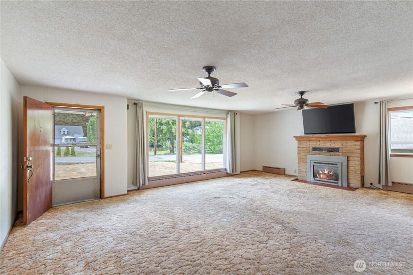 Property photo for 1350 Corbet Drive NW, Bremerton photo 4