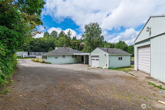 Property photo for 1350 Corbet Drive NW, Bremerton photo 3