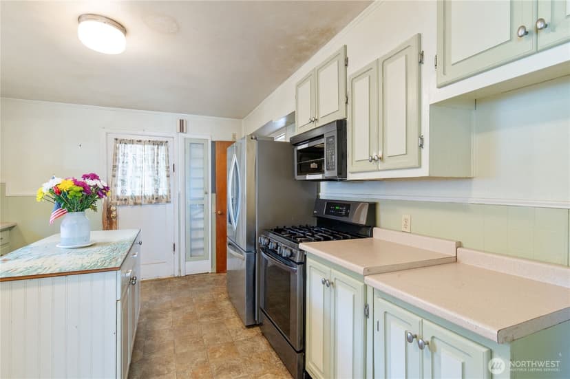 Property photo for 1350 Corbet Drive NW, Bremerton photo 21