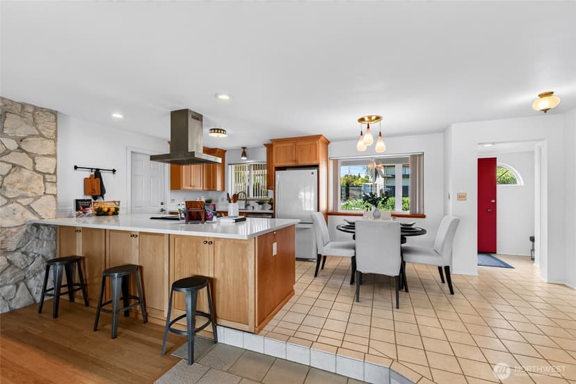 Property photo for 2305 126th Avenue Ct E, Edgewood photo 8