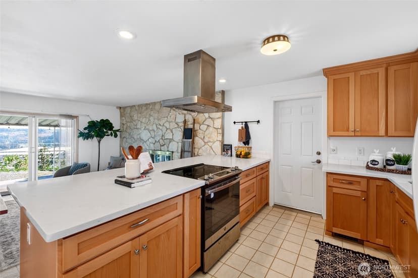 Property photo for 2305 126th Avenue Ct E, Edgewood photo 11