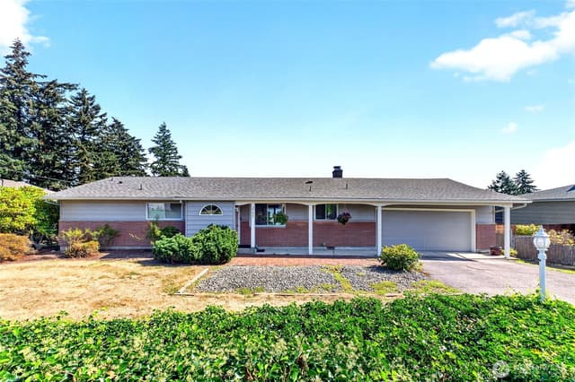 Property photo for 2305 126th Avenue Ct E, Edgewood
